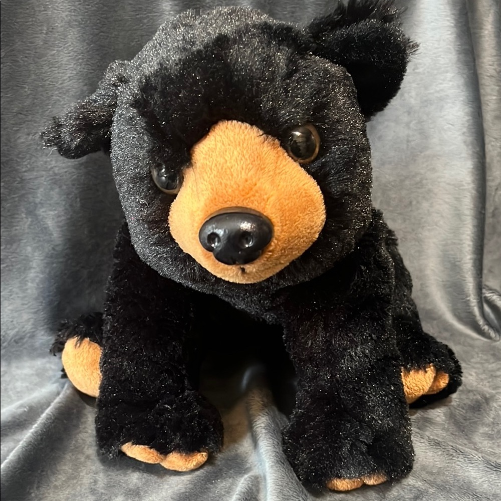 WILD REPUBLIC BLACK BEAR EXCELLENT CONDITION BEAR PLUSH STUFFIE